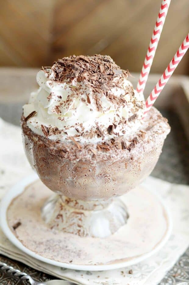 Deep, dark, chocolate-y frozen hot chocolate served up in a gigantic bowl with a pile of whipped cream and chocolate shavings on top. Just like the famous frozen hot chocolate at Serendipity in NYC!