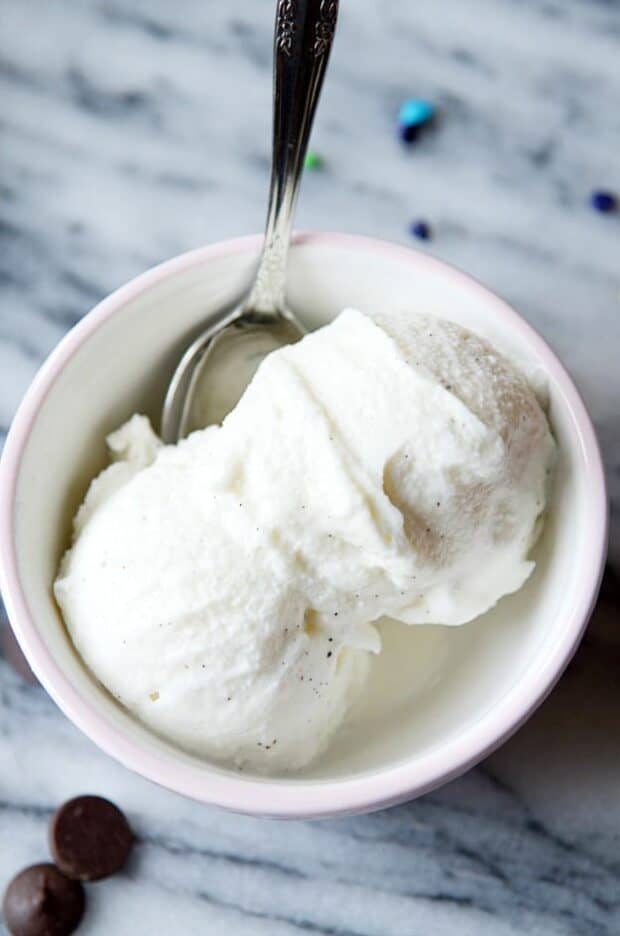 No ice cream maker required! All you need is ice, rock salt, and a few simple ingredients to shake up inside a bag. A perfect recipe for kids!